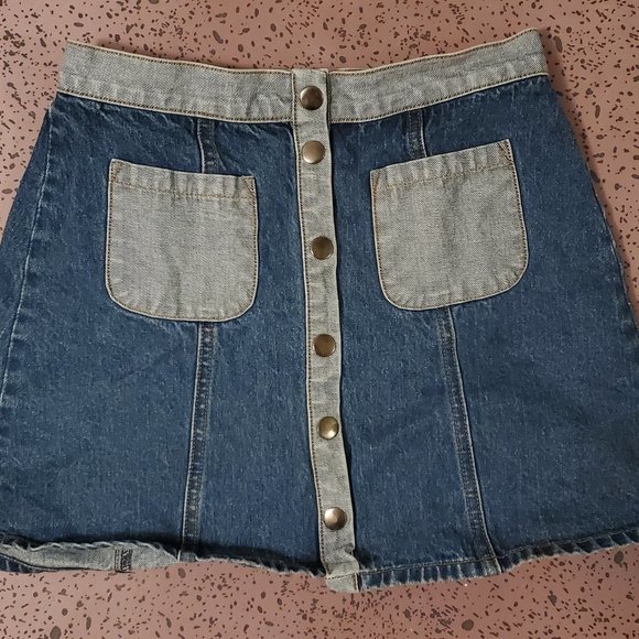 Urban Outfitters BDG Denim Button Up Mini Skirt - Picture 1 of 1